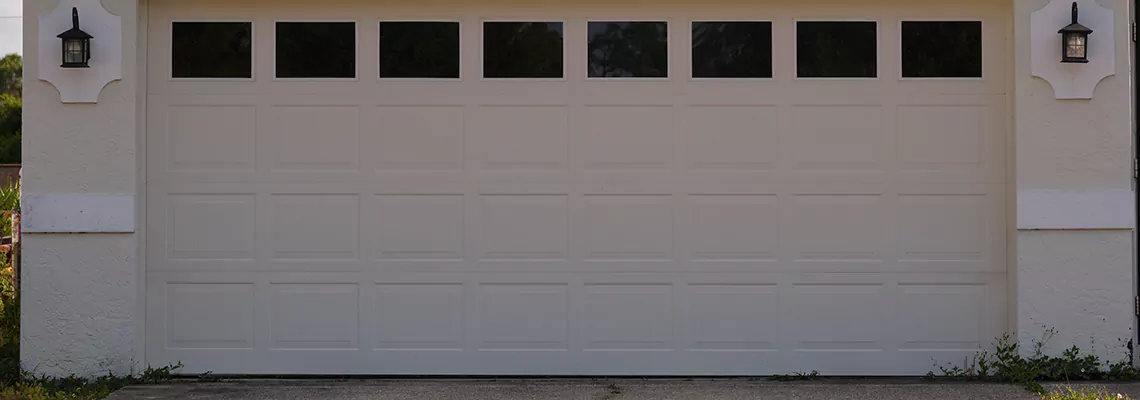 First United Universal Series Garage Doors Installers in Carol Stream, Illinois